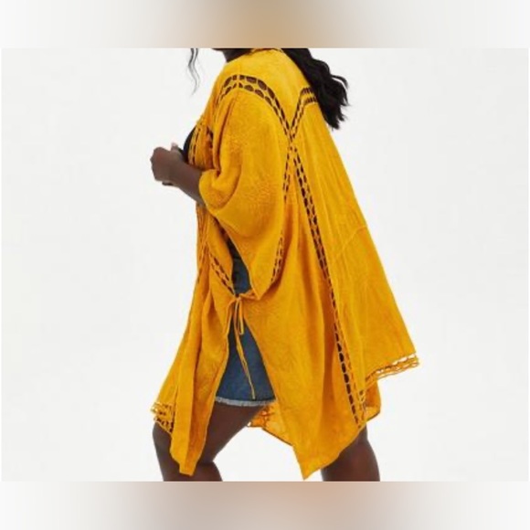 Torrid Gold Eyelet Inset Ruana - Picture 5 of 8